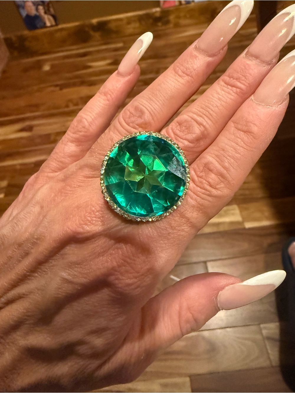 New AB Elegant Emerald Blue Green Cocktail Ring with Gold Accent fully adjustabl